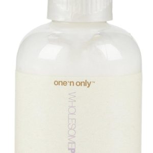 6 oz Wholesome Plus Oat & Fig Leave In Treatment Spray